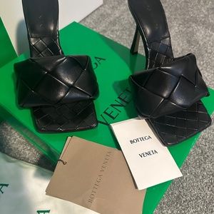 Bottega Veneta Lido Leather Mules size 36.5